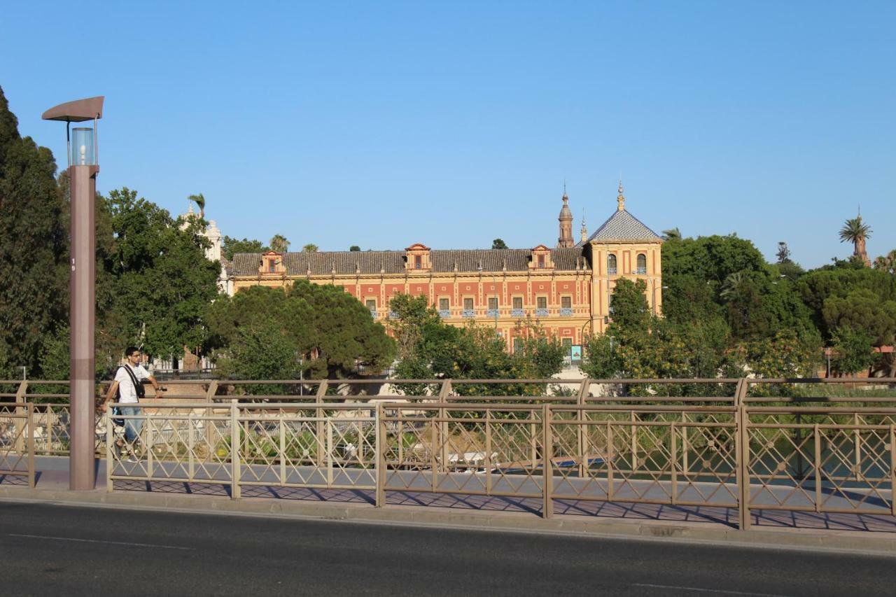 Resitur Luxury Suit 2 Sevilla Exterior foto